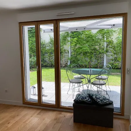 Apartment Stylish 3-bedroom With Garden In The Eiffel Tower Area